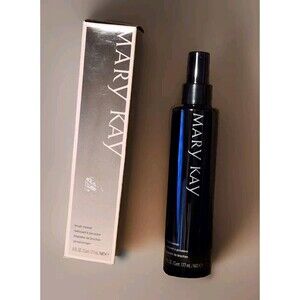 New In Box Mary Kay Makeup Brush Cleaner 6 fl oz Full Size Dry to Oily Skin!